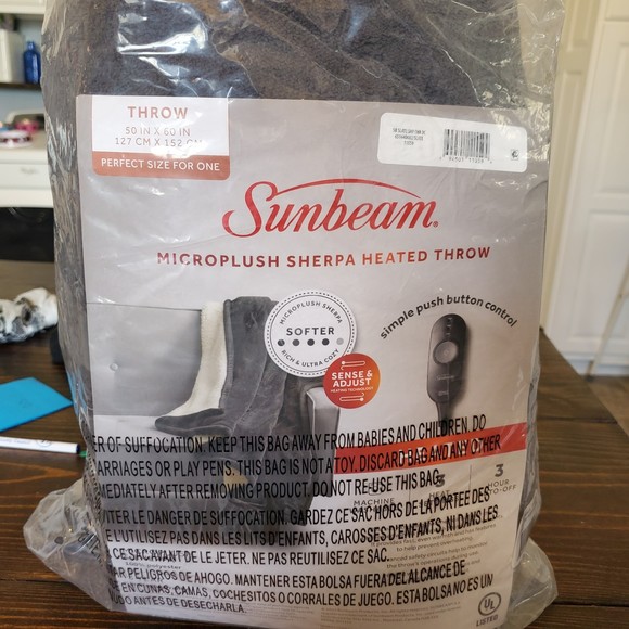 NEW Sunbeam Heated Electric Throw Blanket, Cozy Sherpa, Grey Slate, 50x60 - Picture 2 of 3